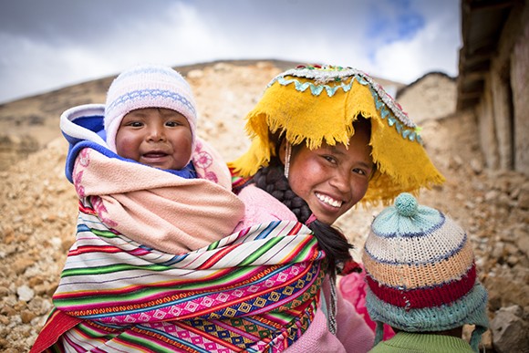 A Peruvian mother and her children in one of the communities that Santa Barbara-based nonprofit Vitamin Angels, which distributes nutrients, works with. (photo courtesy of Matt Dayka/Vitamin Angels)