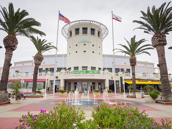 Pacific View Mall in Ventura is one of many Macerich Co.-operated shopping centers in the Tri-Counties that could change hands as part of a $16 billion takeover. (Nik Blaskovich / Business Times photo)